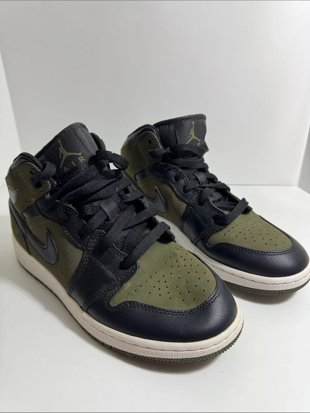 Nike Air Jordan Mid-Top Sneakers in Olive Green and Black Youth Size 5Y